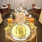 Mokinba Hotels Sant\'Ambroeus