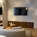 New And Modern Flat - San Vittore Washington