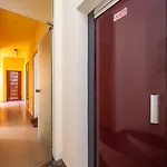 Cozy Apartment In The Green, Close To Blue And Red Metro