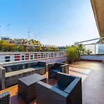 Elegante Attico Con Terrazzo Esclusivo