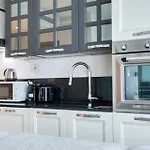 Easylife - Eleganza Moderna Vicino A City Life
