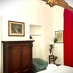 Casa Milano - Apartments And Rooms - Vintage Vibes, Balcony