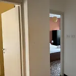 Family Apartment 15 Min From Center And Airport