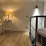 Central Cozy Flat