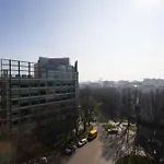 Appartamento Di Design Con Vista Su Via Tortona