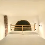Loft Design Milano Center, Shopping Area, Ac, Wifi, Subway M1 And M2, Airport Connected