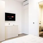 Duomo Centrale Stylish Double Suite Near Metro