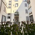 Historic City Center Flat- Duomo 10M-M4 Vetra