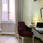 Please Read My Host Profile At Bottom Of Page Before Making A Request # Luxury Apartment In Milan #