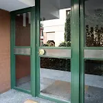 Ampio Ed Elegante Appartamento - 2 Camere E 2 Bagni