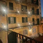 Quiet Luminous Flat Historical City Center Fast Wi-Fi