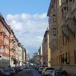 Flores Home, Boho Chic Style & Urban Comfort Navigli, Bocconi, Centro