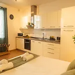 Green Suite Sui Navigli, Milano