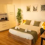 Green Suite Sui Navigli, Milano