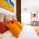 Vincent Apartment