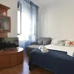 Lecco Apartment