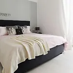 Altido Superb Apt Near Arco Della Pace And Sforzesco Castle