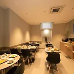 Hotel H21