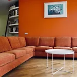 Casa Della Vetra