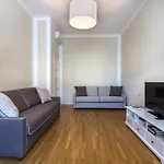 Apartment Papiniano 38
