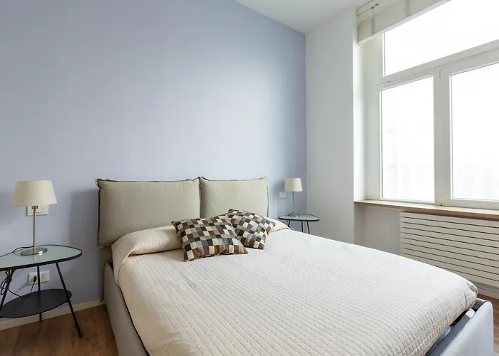 Tricolore Modern&Cozy Apartment