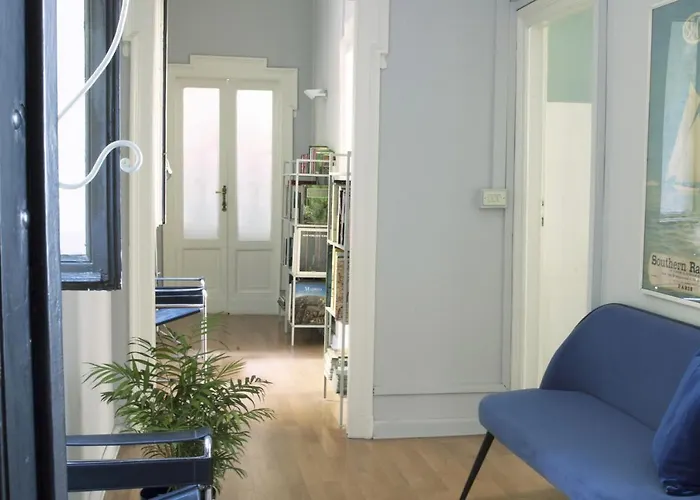 Liberty Two-Room Apartment In Porta Venezia