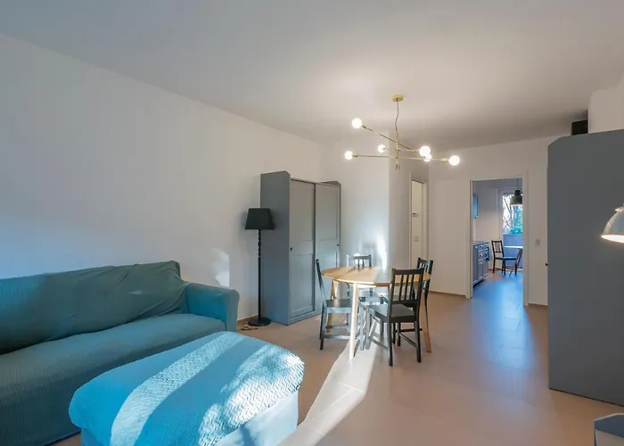 Nuovo E Ampio Appartamento Con Terrazzo - Via Depretis