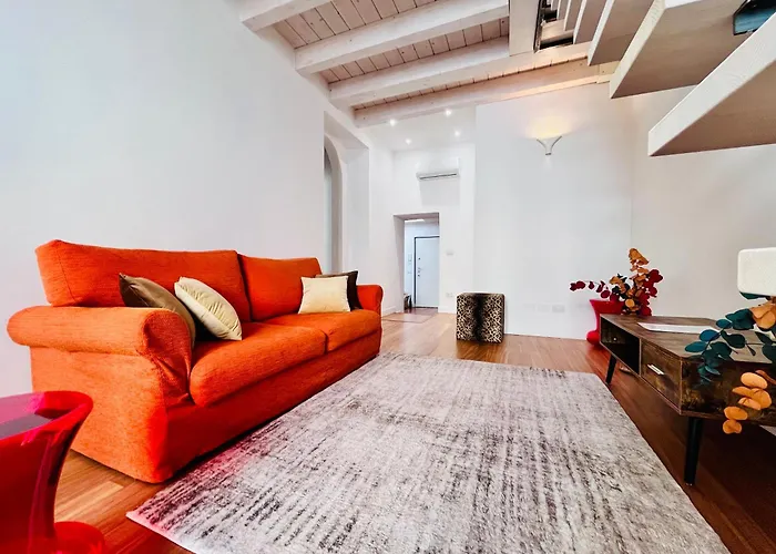 Riverside Loft Navigli - Spacious Two-Bedroom Apartment