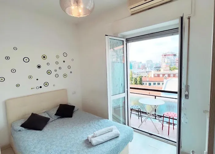 Nice Milan Apartment With A Big Balcony