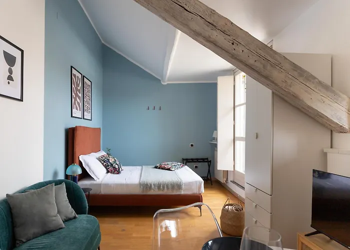 The Best Rent - Beautiful Apartment With Balcony In Porta Romana