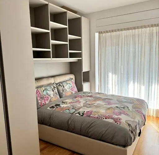 Cozy Apt Near Pta Venezia
