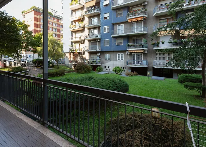 M1 Gambara Balcony Studio
