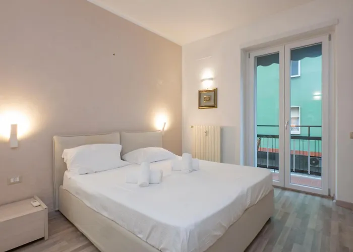 I Host Apartment - Della Torre 9