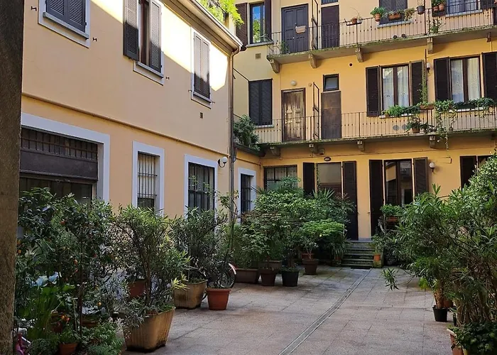 Milan Center Charming Apartment