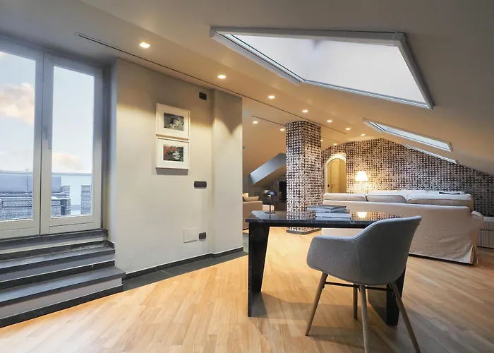 Splendido Attico Con 2 Terrazzi In Brera