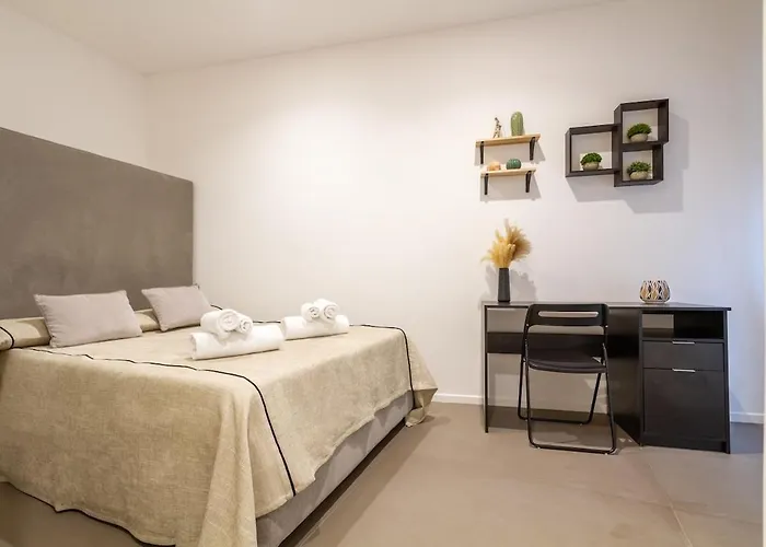 Duomo Centrale Stylish Double Suite Near Metro