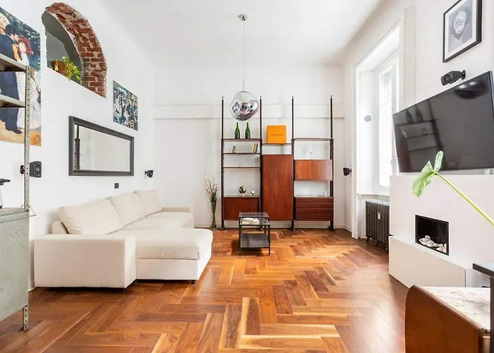 Loft Design Milano Center, Shopping Area, Ac, Wifi, Subway M1 And M2, Airport Connected