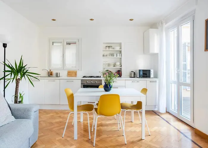 Brera 4 - Bright And Cosy Apartment!