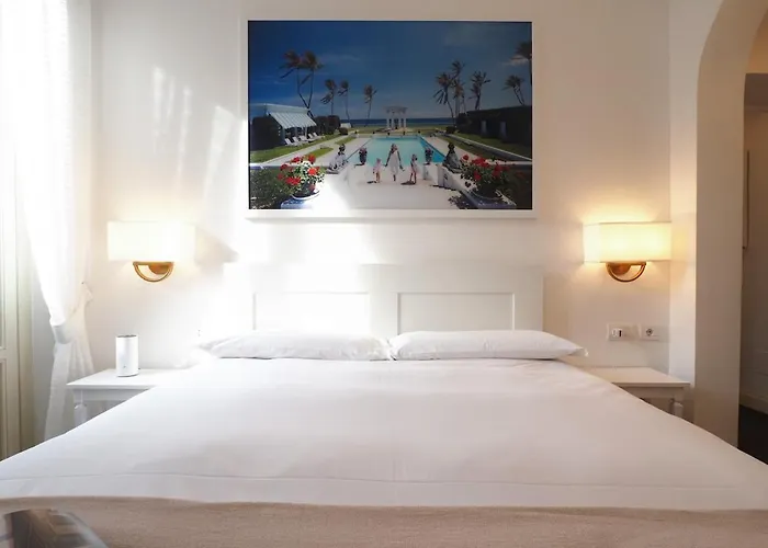 Refined And Bright One-Bedroom Near Risorgimento