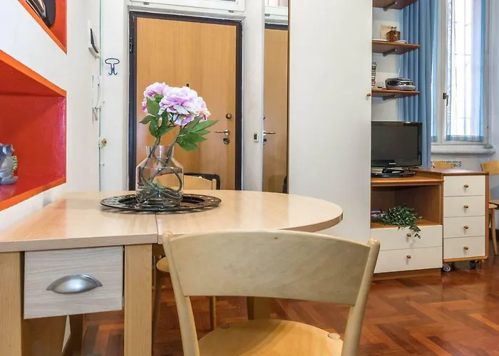 Altido Colorful Studio For 2 Close To Sforzesco Castle