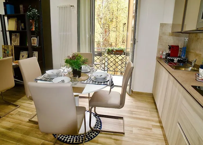 Central Lepetit Apartment De Luxe