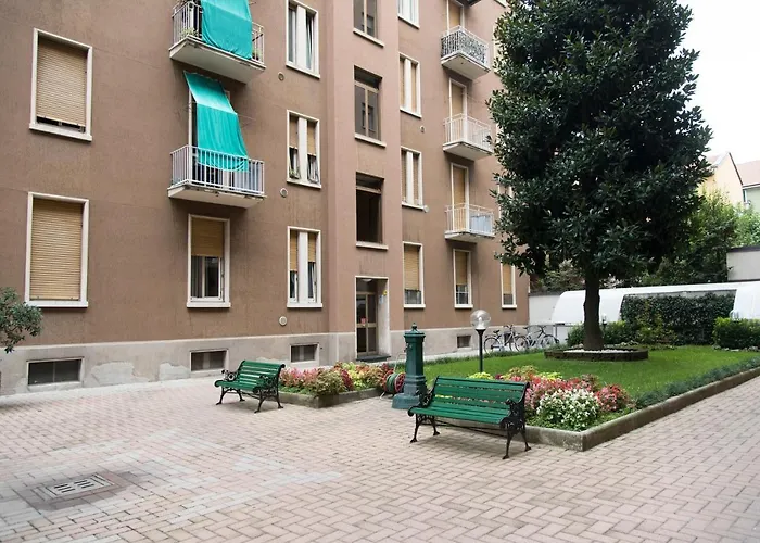 1 Bedroom Flat With Garden
