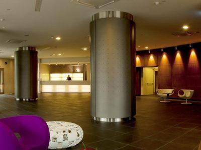 Western The Hub 4*