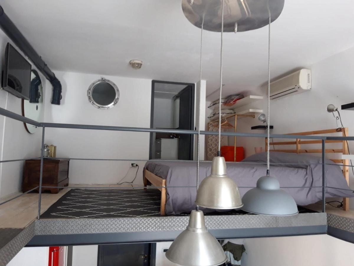 Bed & Breakfast My Navigli *