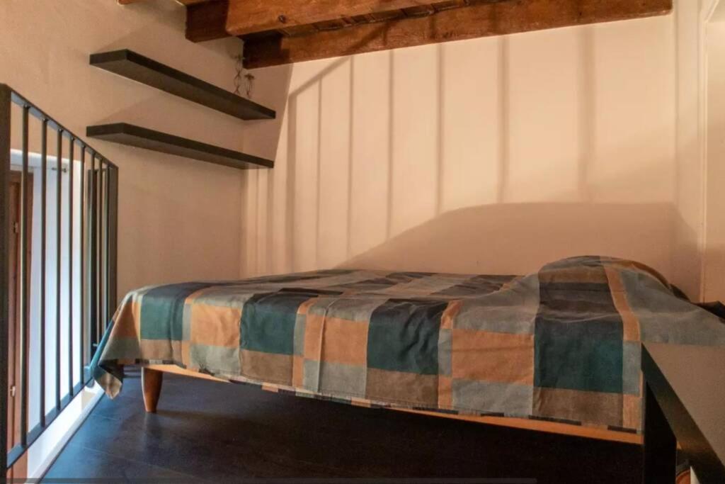 Architecture And Comfort In