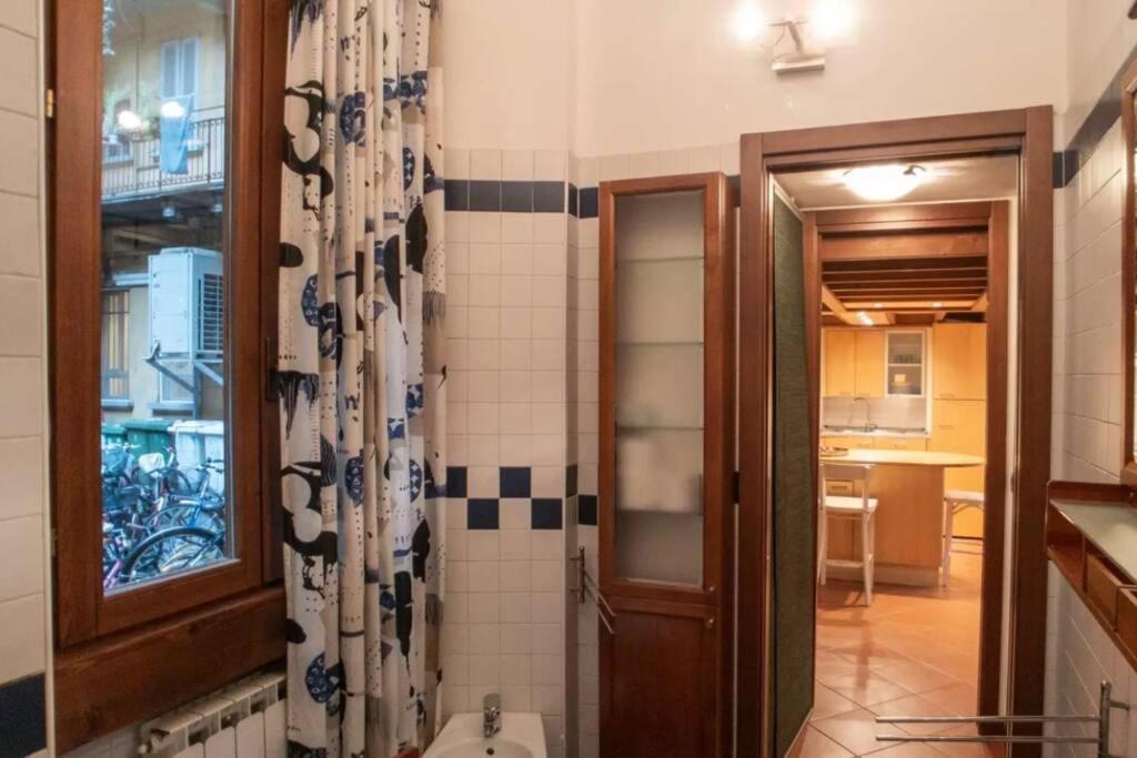 Architecture And Comfort In