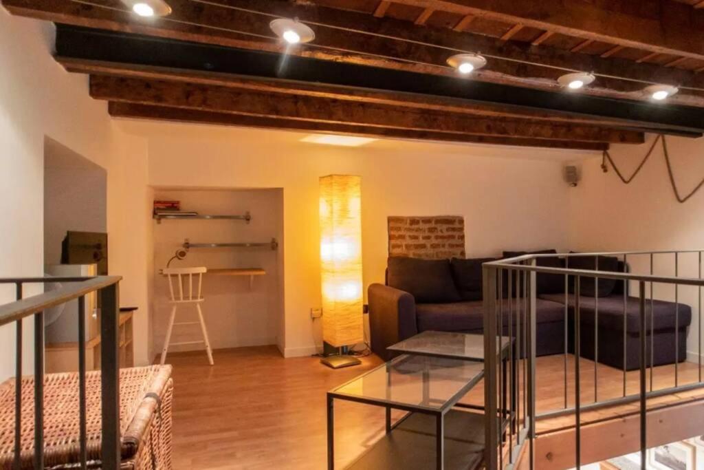 Architecture And Comfort In Apartamento