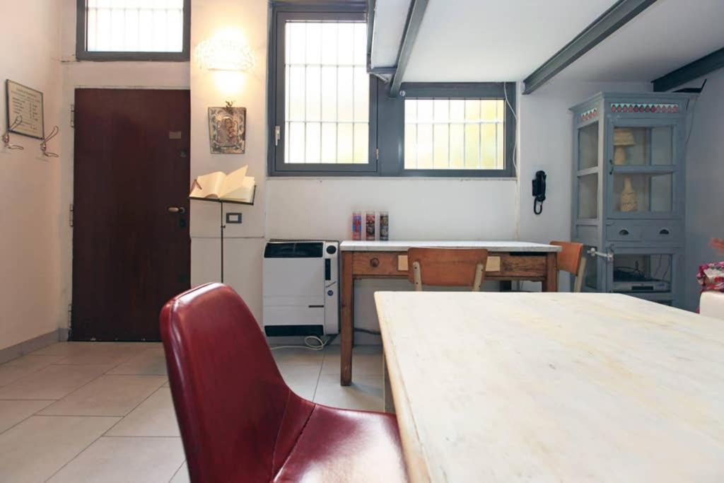 Chic Mini Loft Apartment Milan