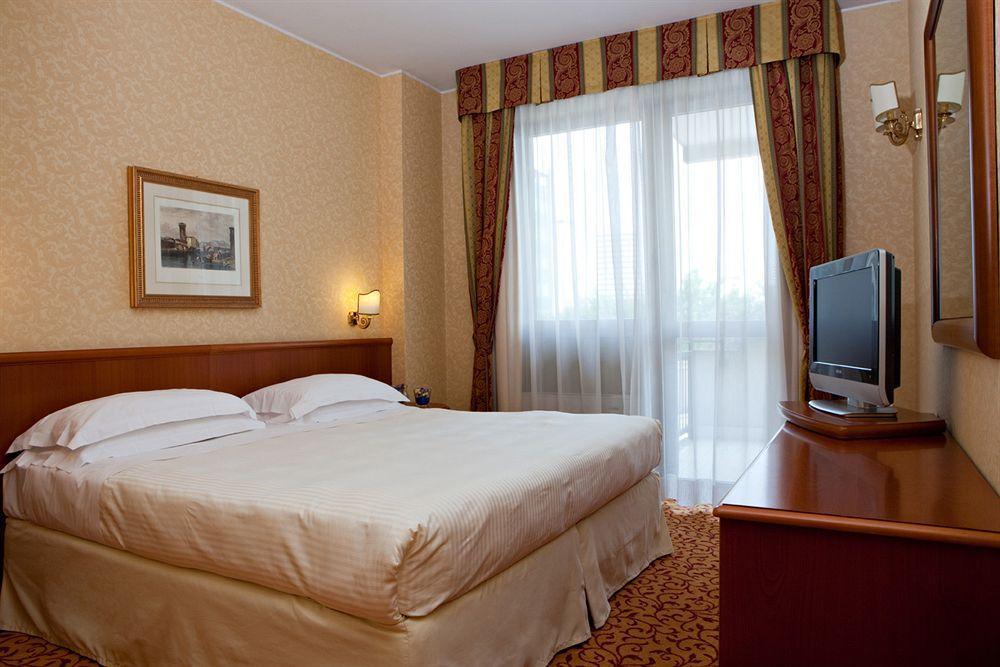Atahotel Quark 4* Milan