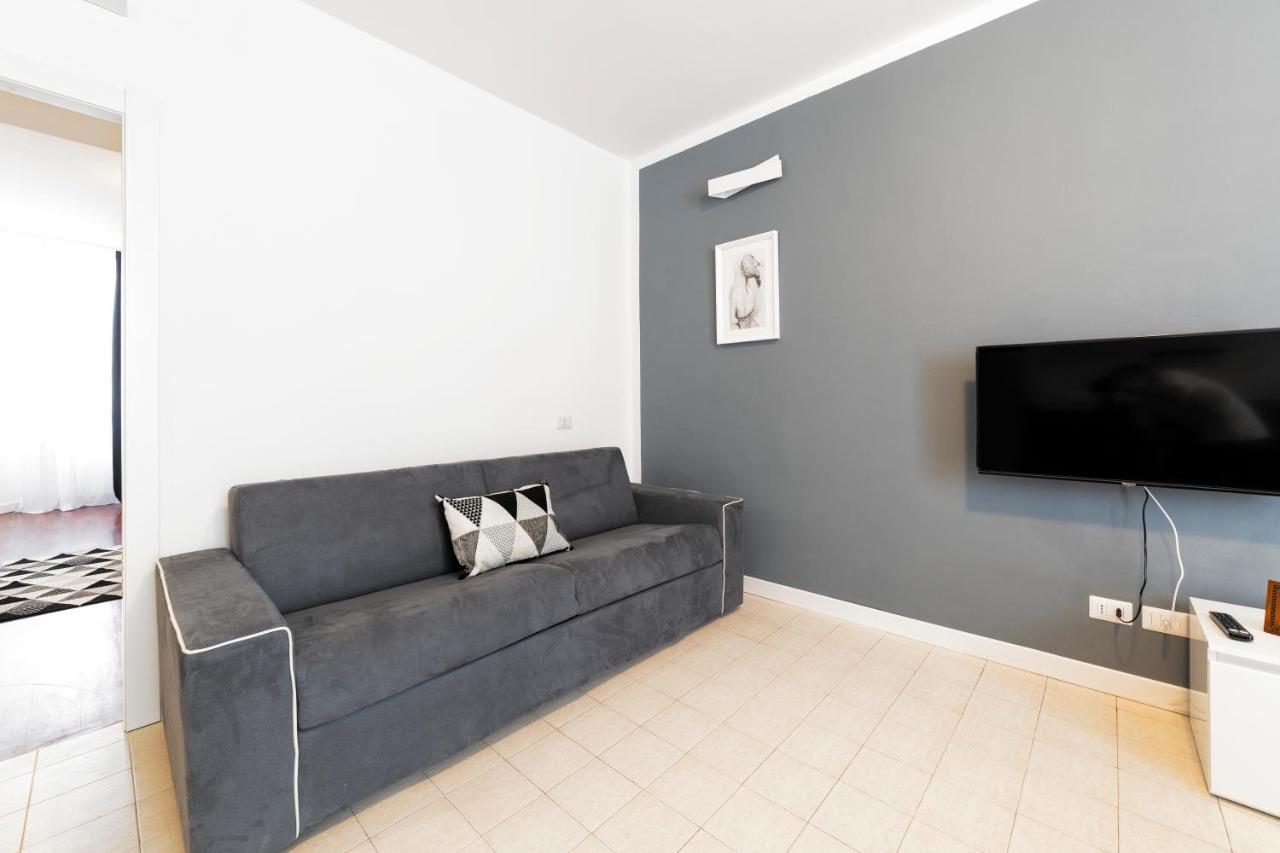 Roomy Close To Subway M5! * Milan